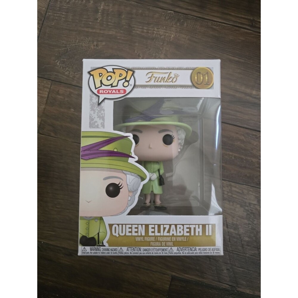 Funko Pop! Royals Queen Elizabeth II #01 Green Outfit Vinyl Figure Royal Wedding